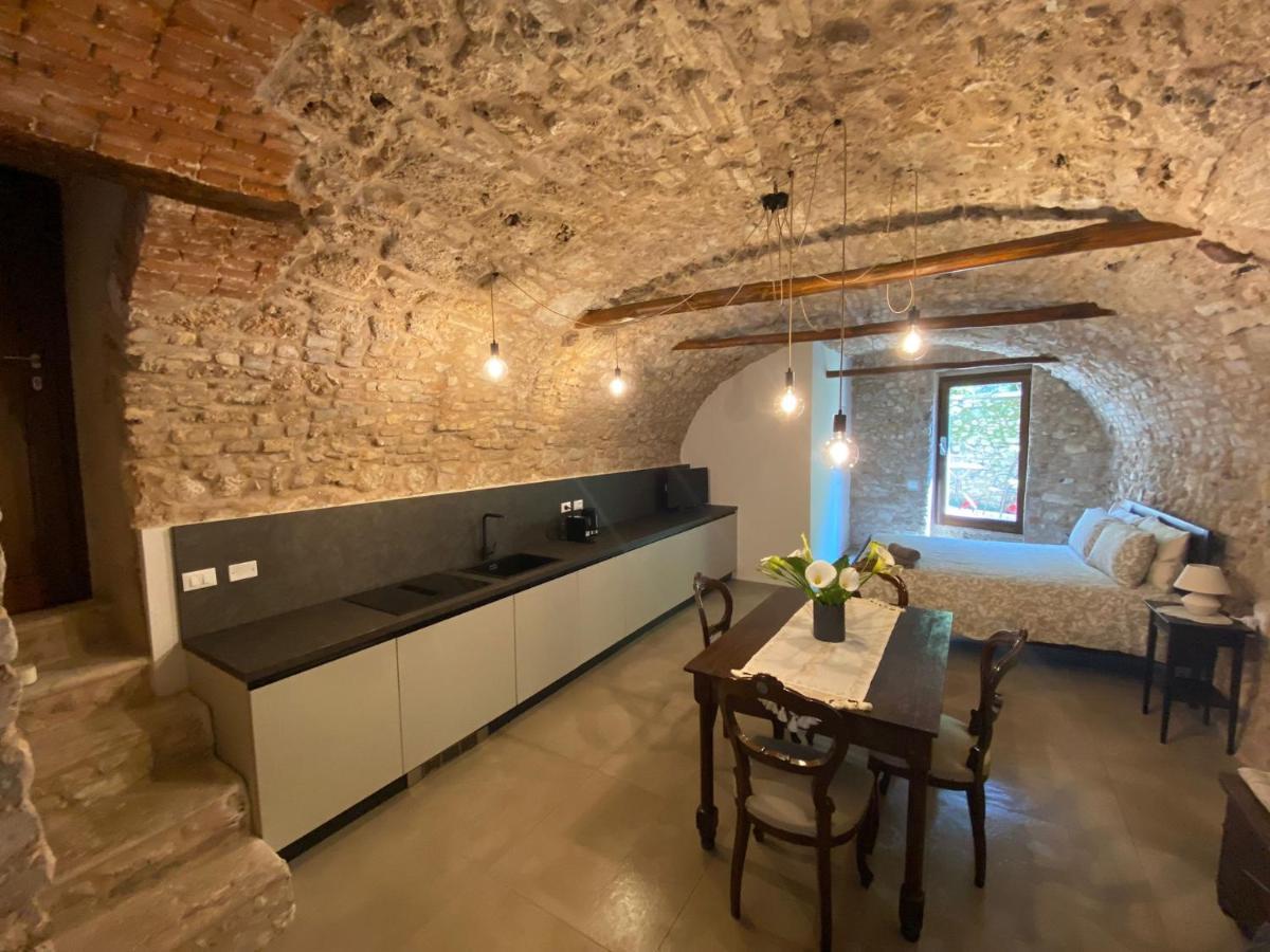 Casa Castello Apartment Salo Exterior photo