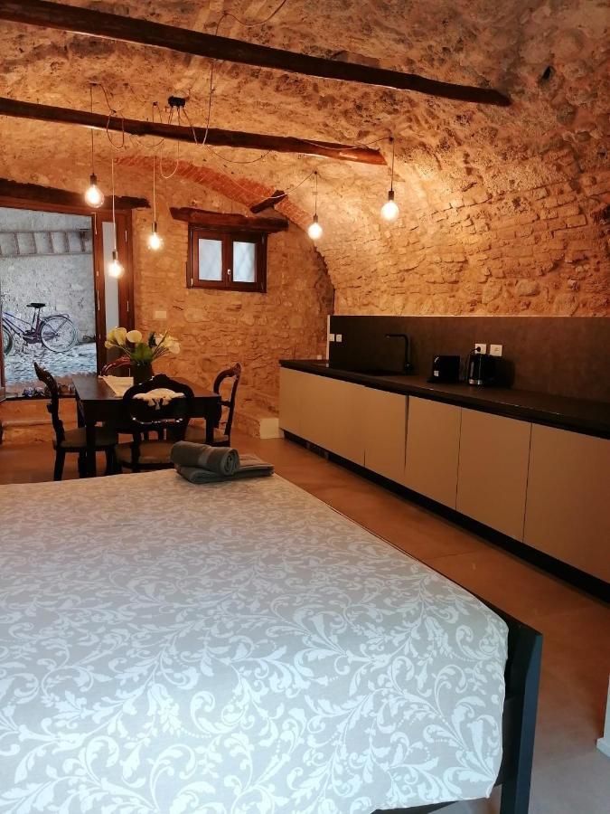 Casa Castello Apartment Salo Exterior photo