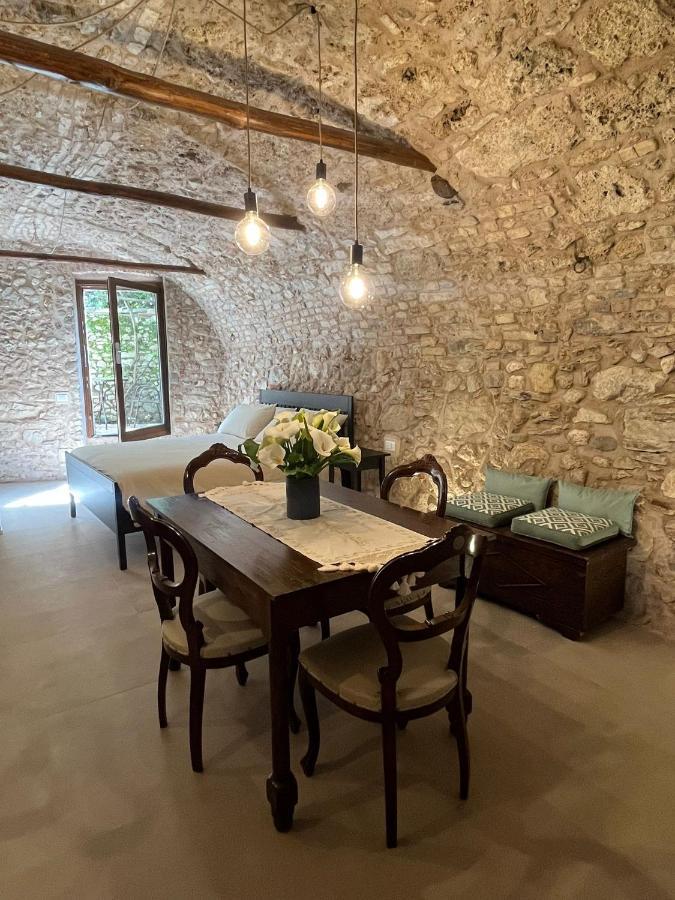 Casa Castello Apartment Salo Exterior photo