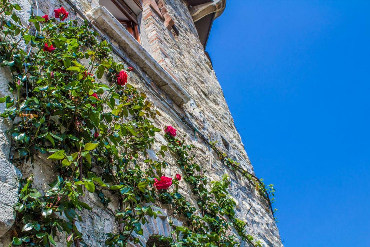 Casa Castello Apartment Salo Exterior photo
